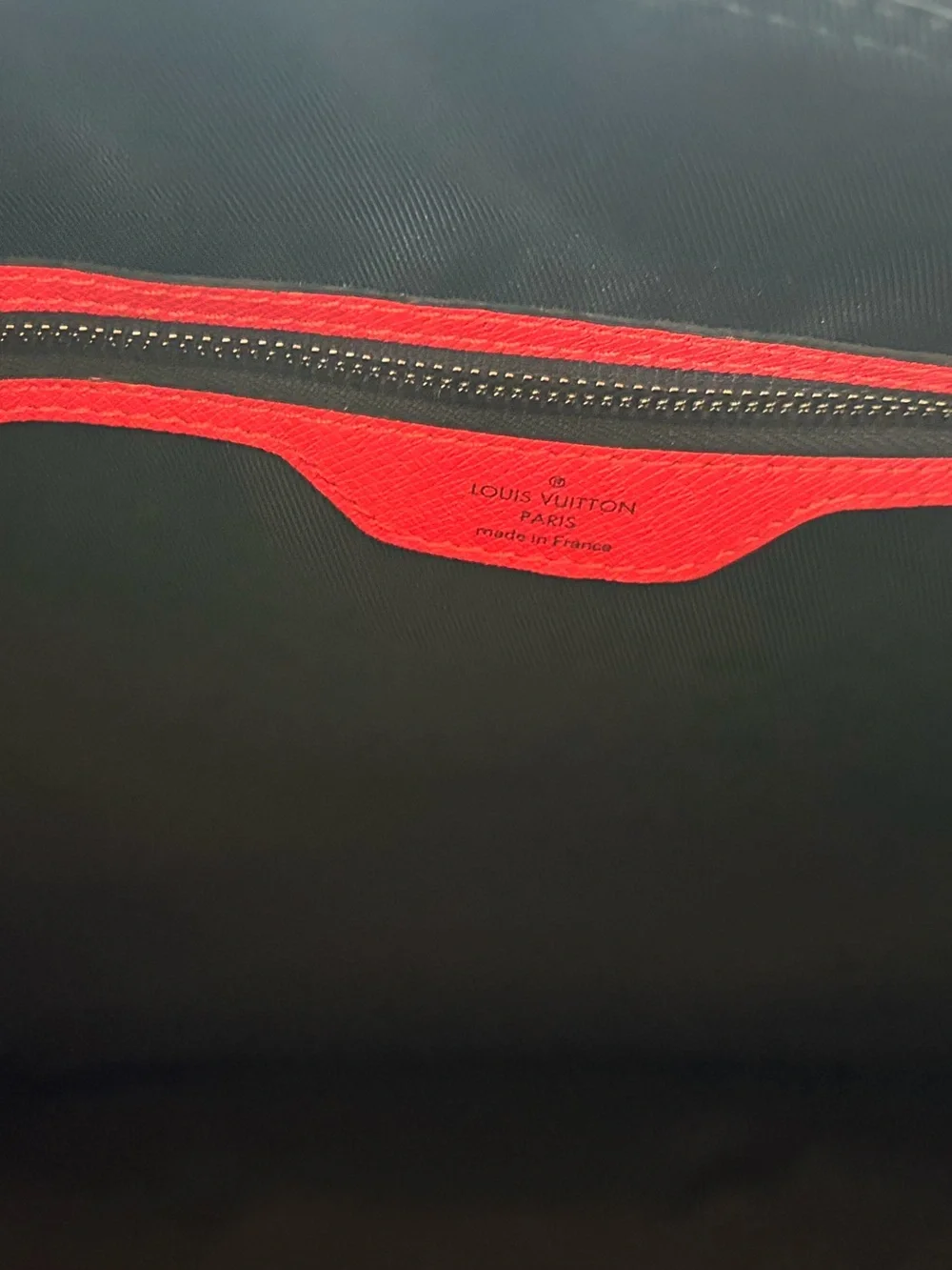Louis Vuitton Keepall Bandoulière Taigarama Line